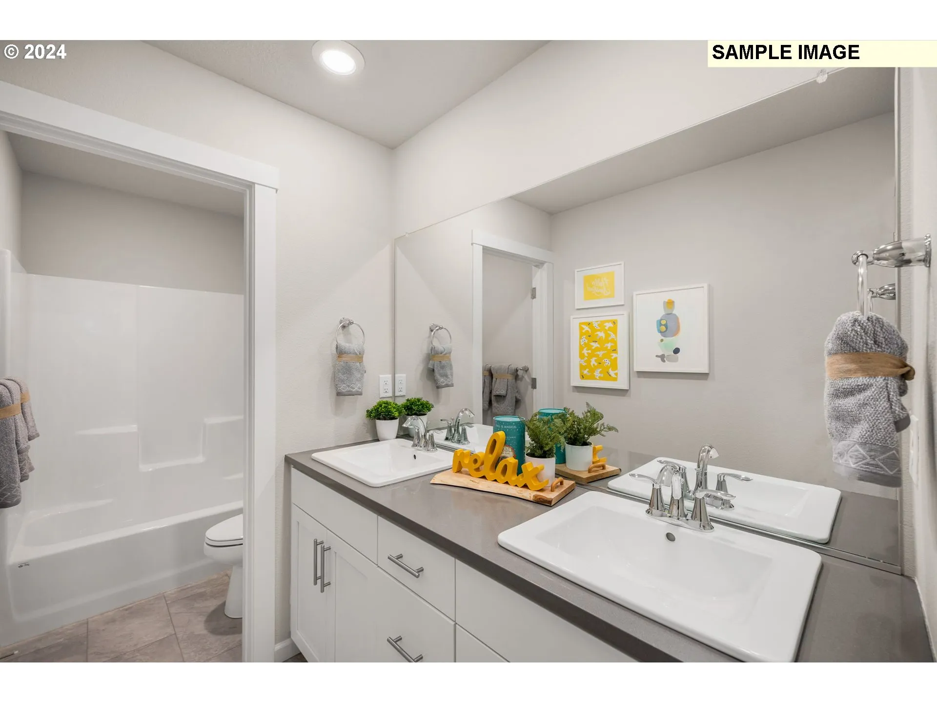 Bathroom-Hall