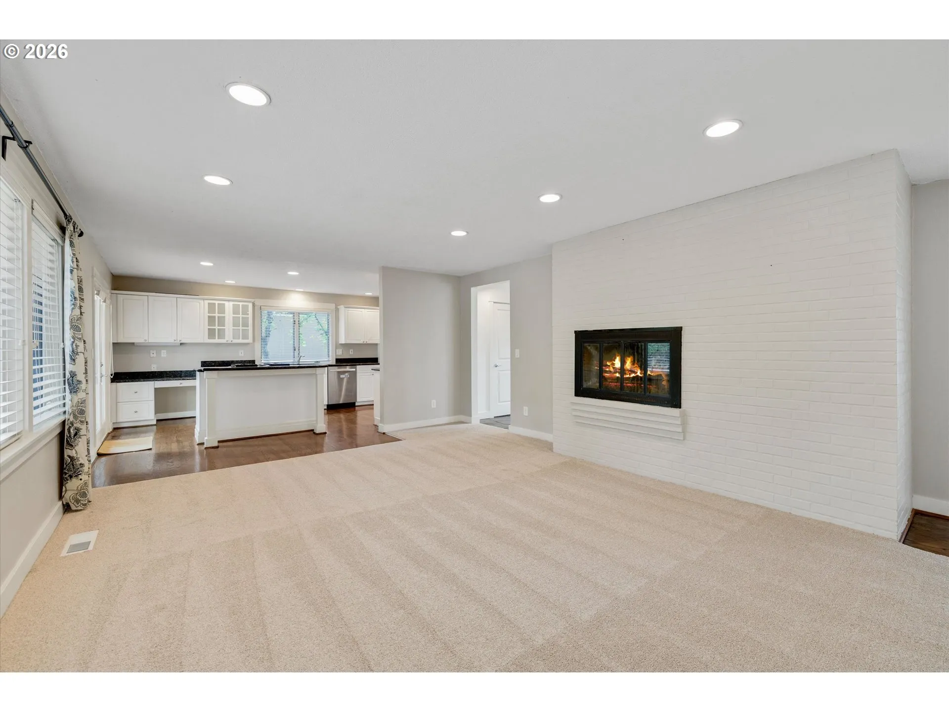 Living Room-Fireplace