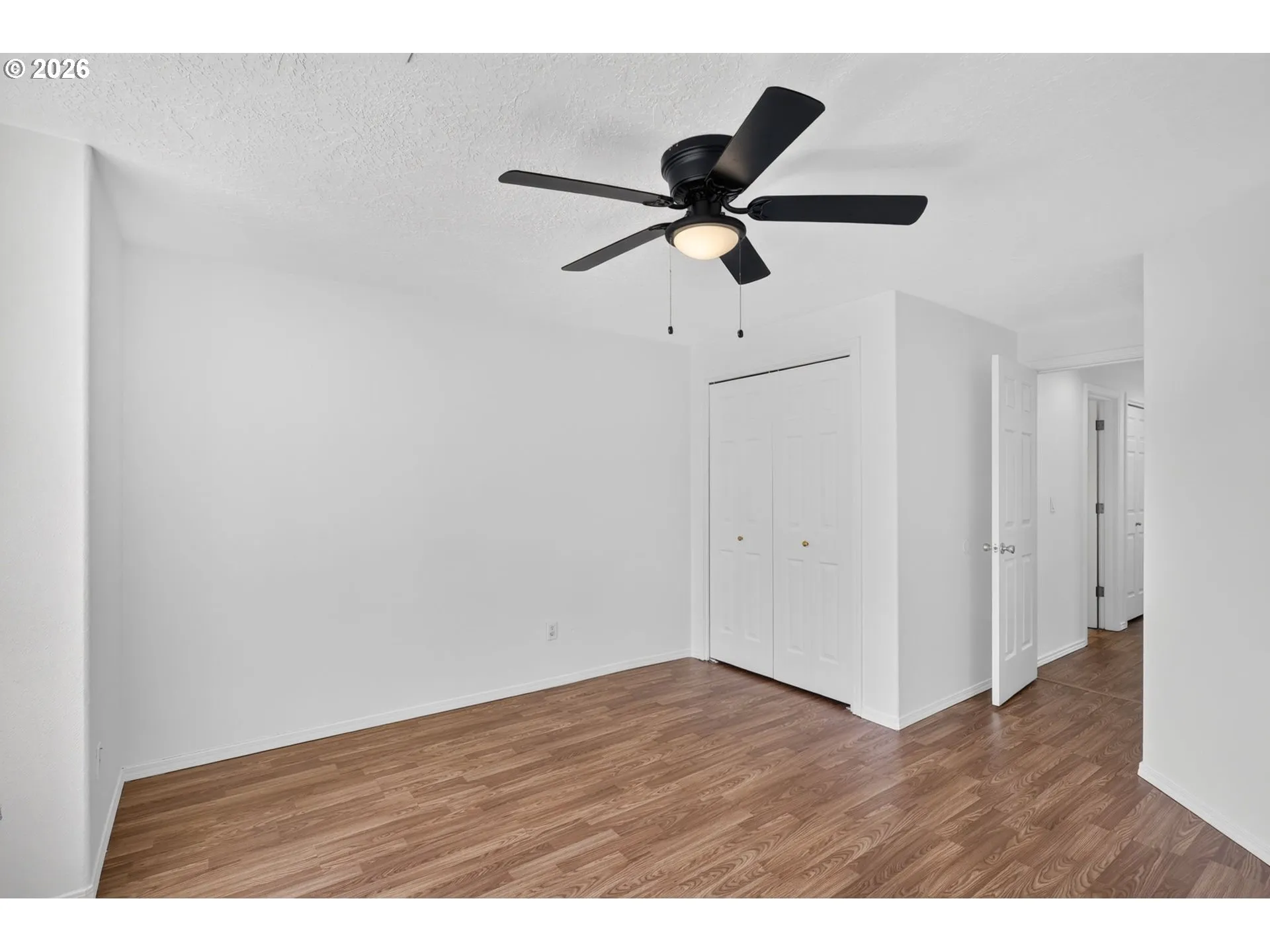 Bedroom-Ceiling Fan