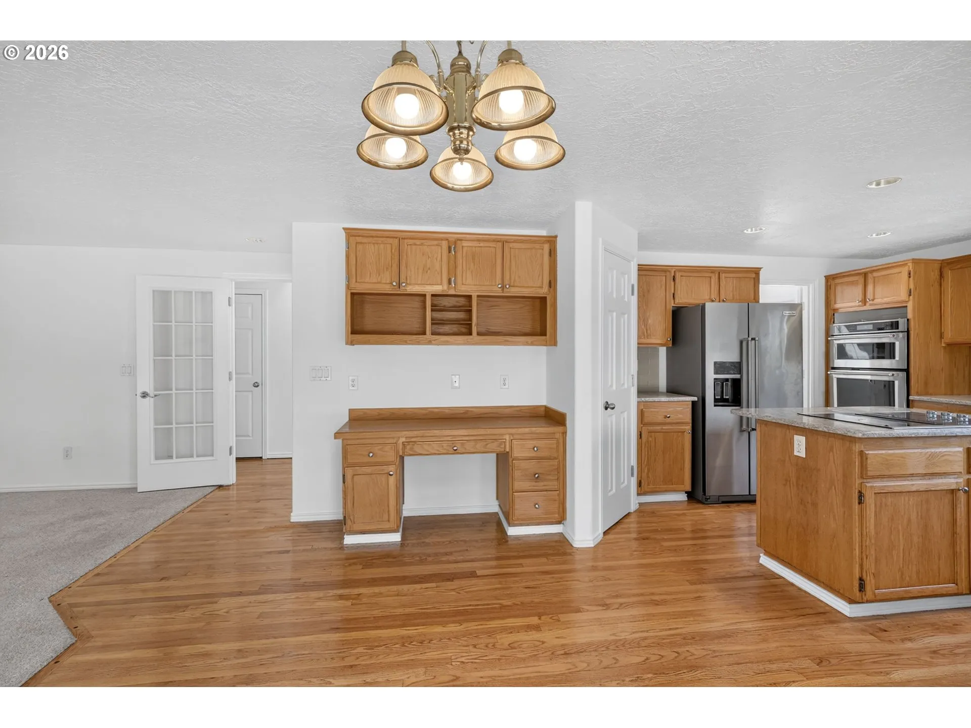 Kitchen-Eating Area