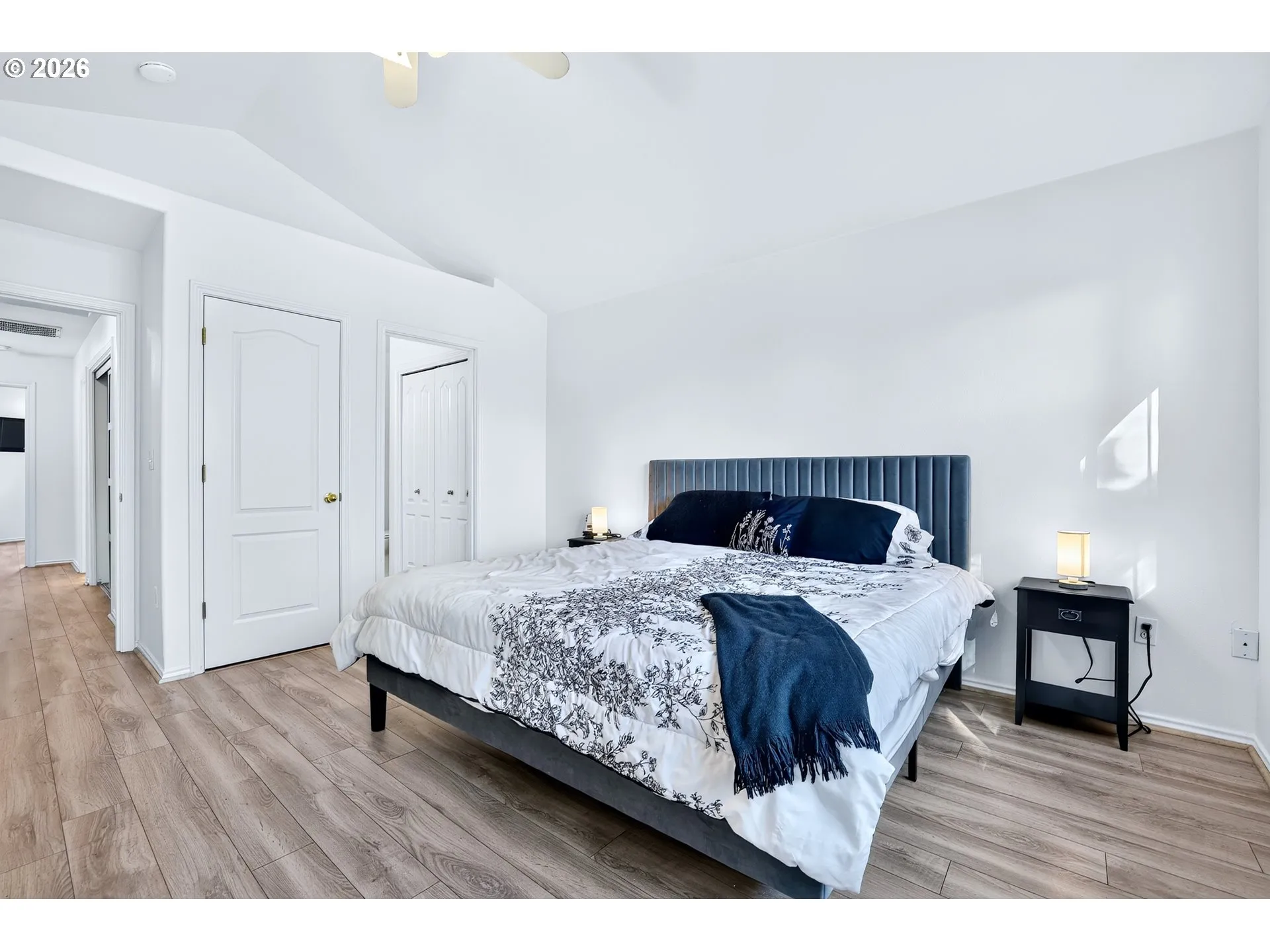 Bedroom, Primary-Upper