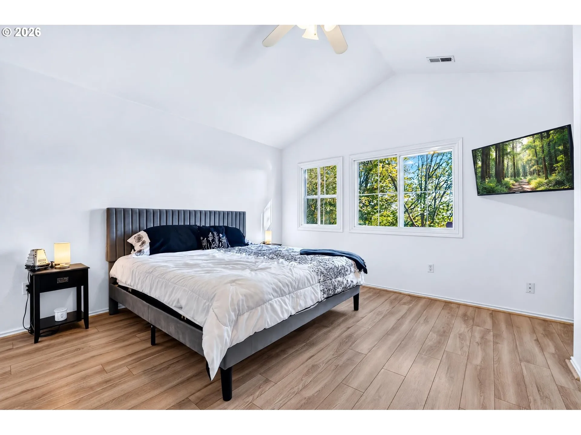 Bedroom, Primary-Upper