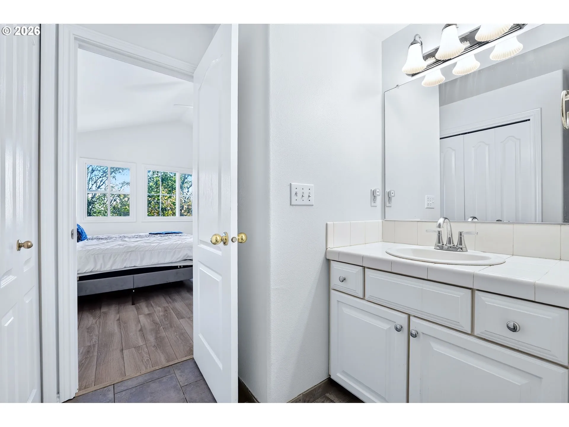Bathroom, Attached