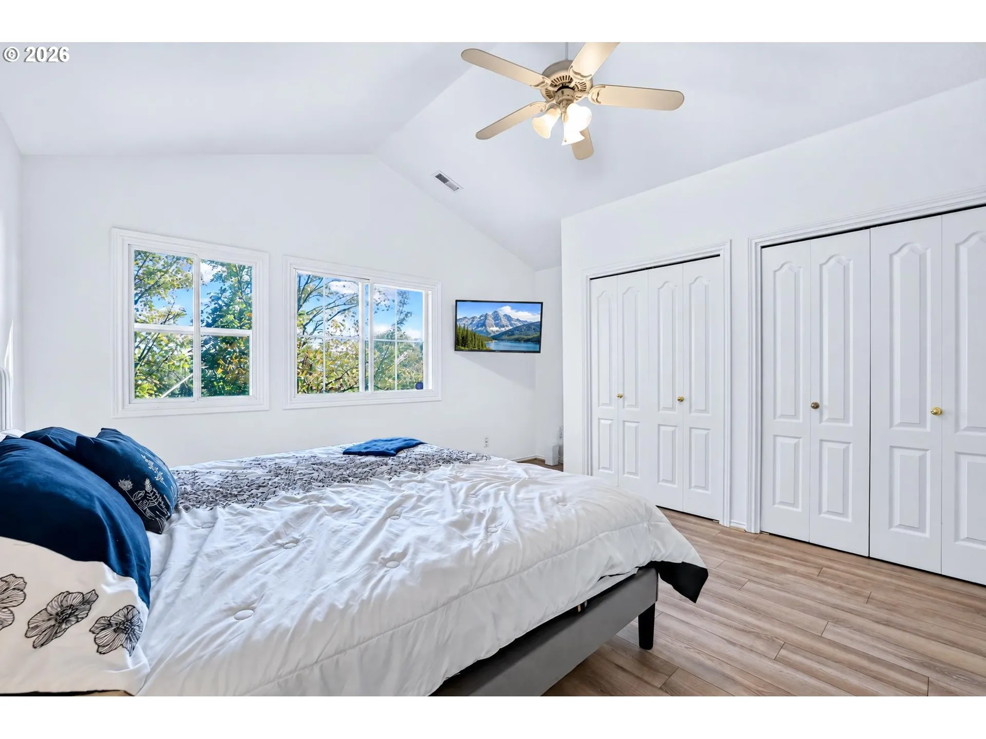 Bedroom, Primary-Upper