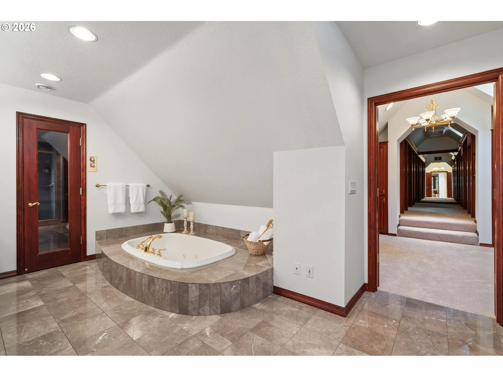 Bathroom, Attached