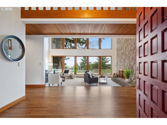 Entrance/Foyer
