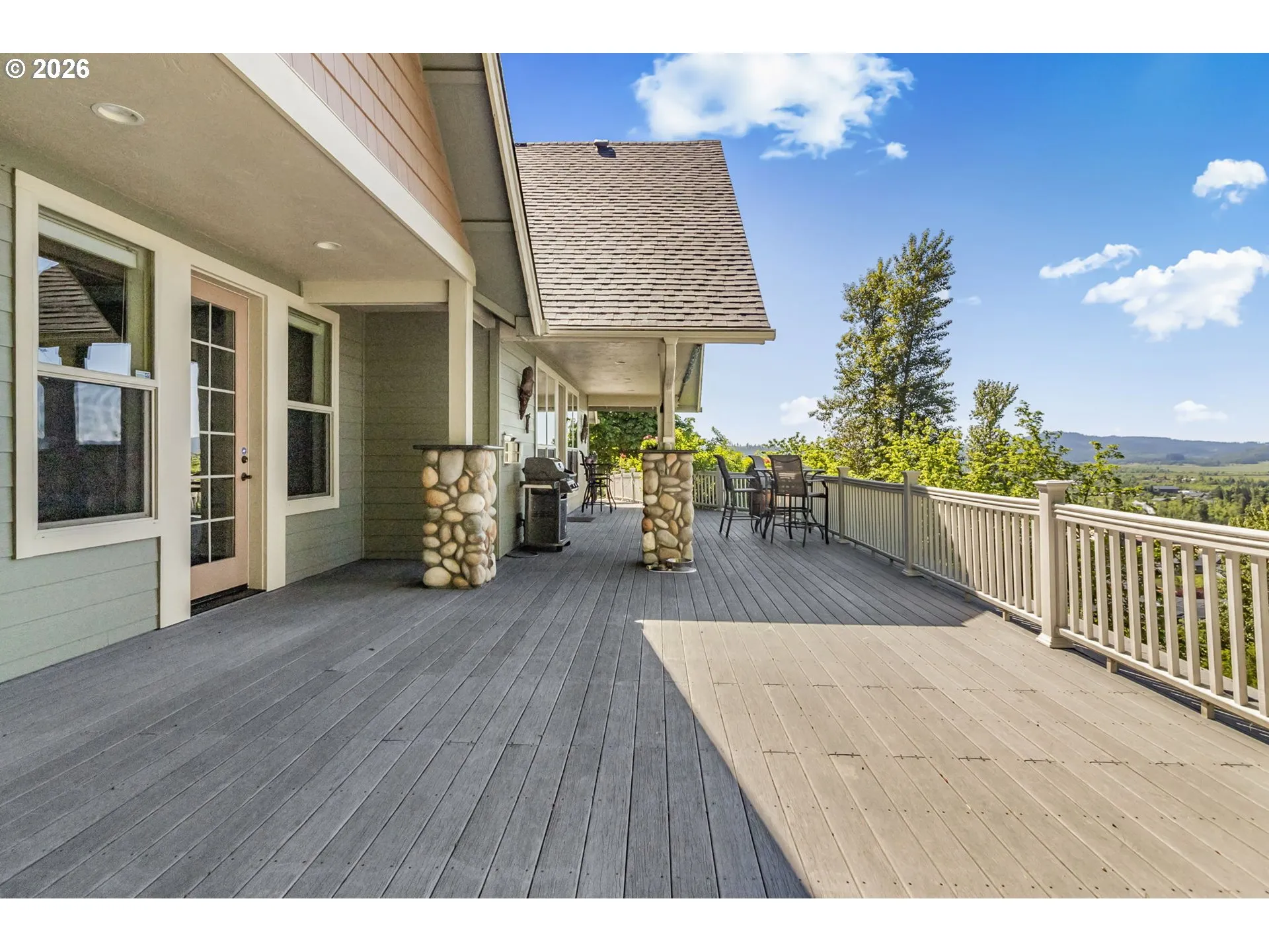 Deck-Main
