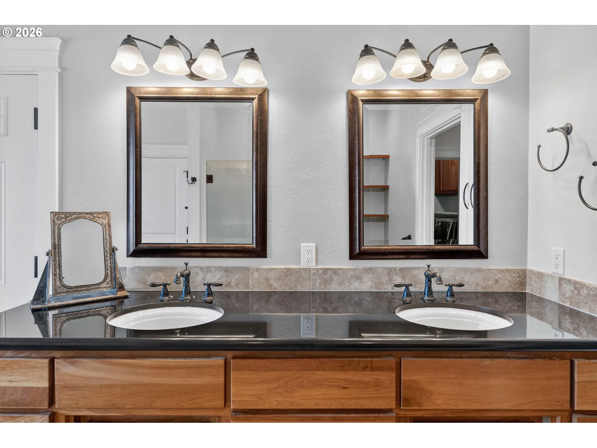 Bathroom, Attached-Double Sinks