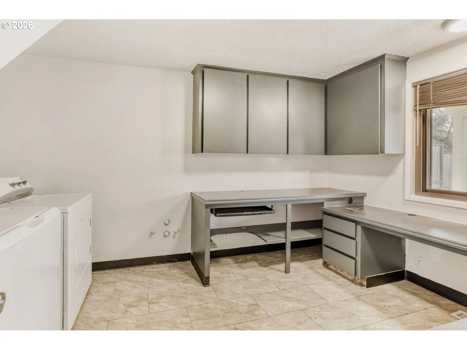 Laundry-Main