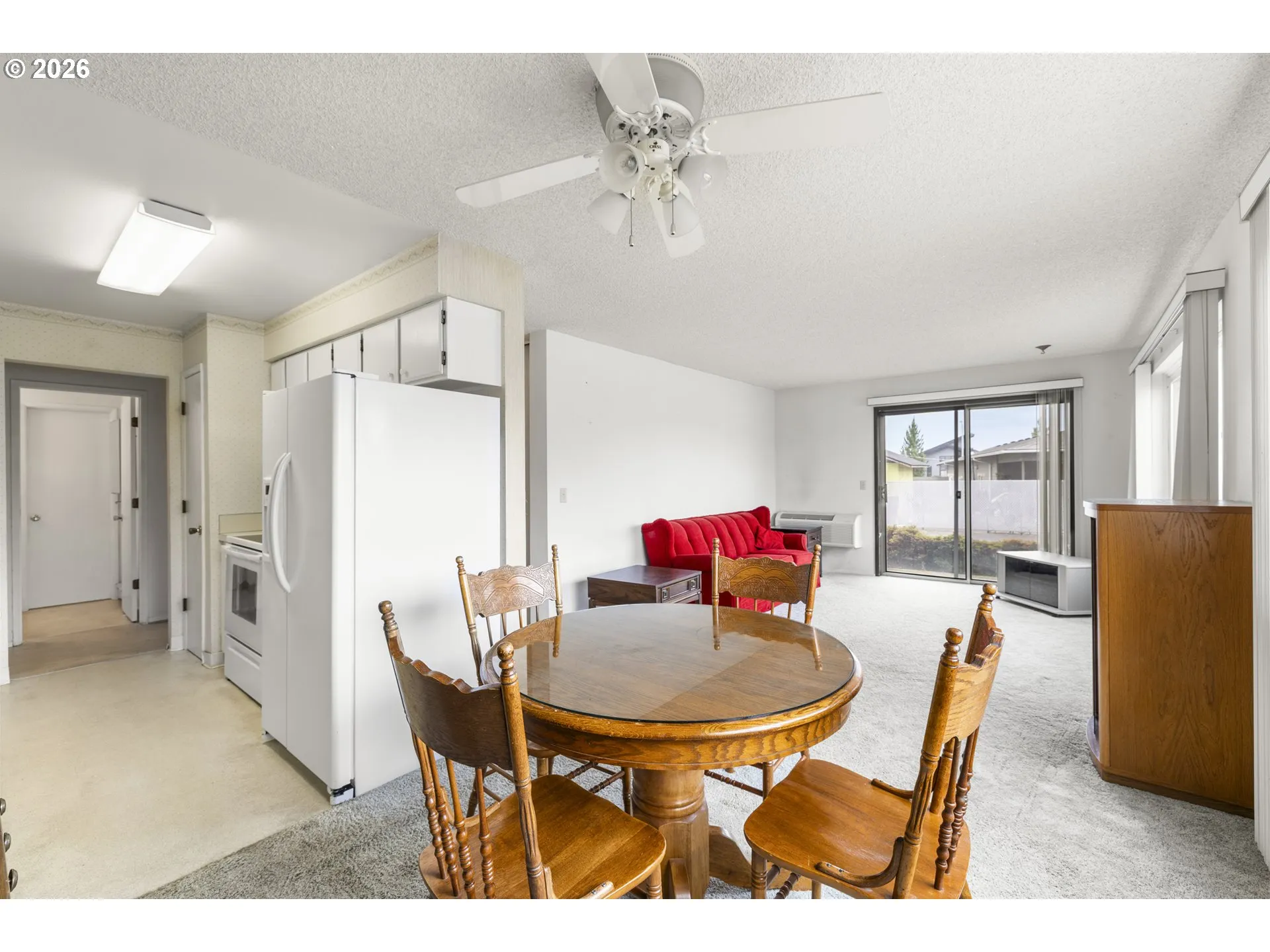Dining Area-Ceiling Fan