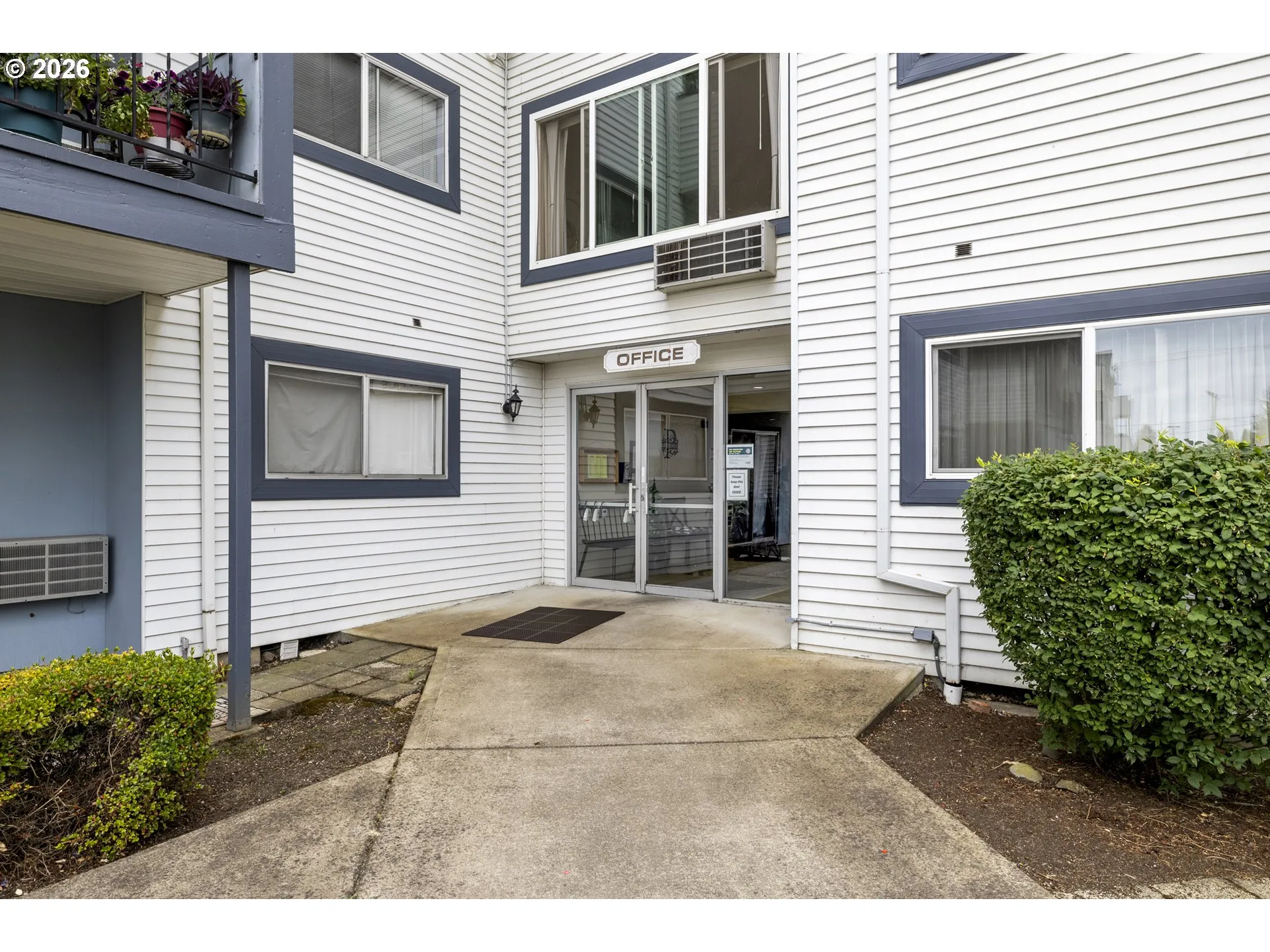 Entrance/Foyer