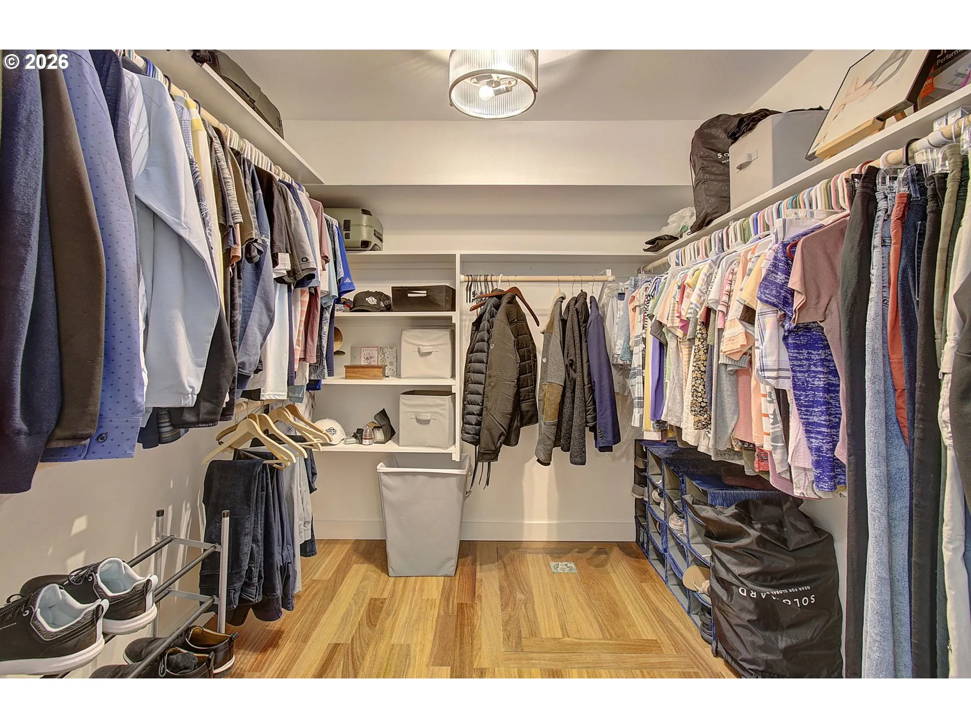 Bedroom, Owner's Suite-Walk-In Closet