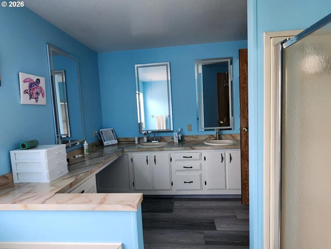 Attached Bathroom #1-Full Bathroom