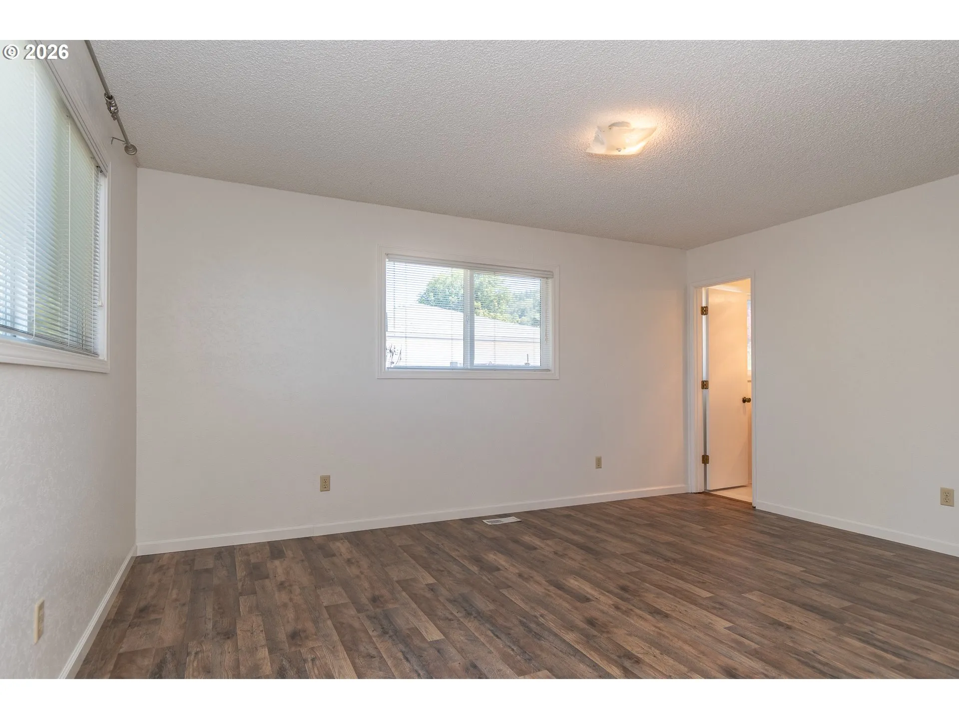 Bedroom, Primary