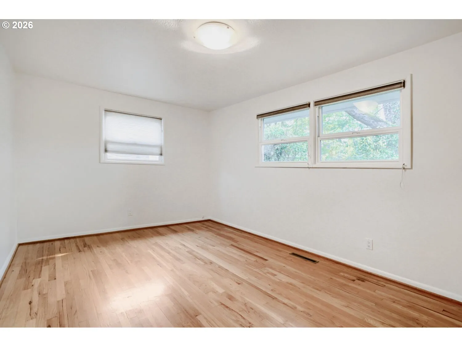 Bedroom, Primary