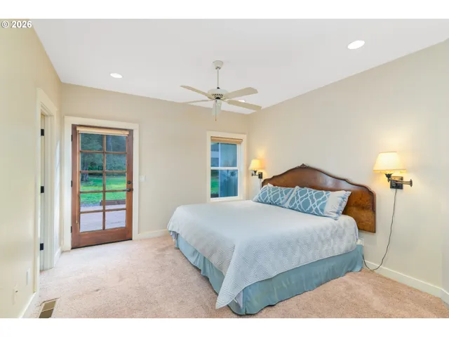 Bedroom, Owner's Suite-Main