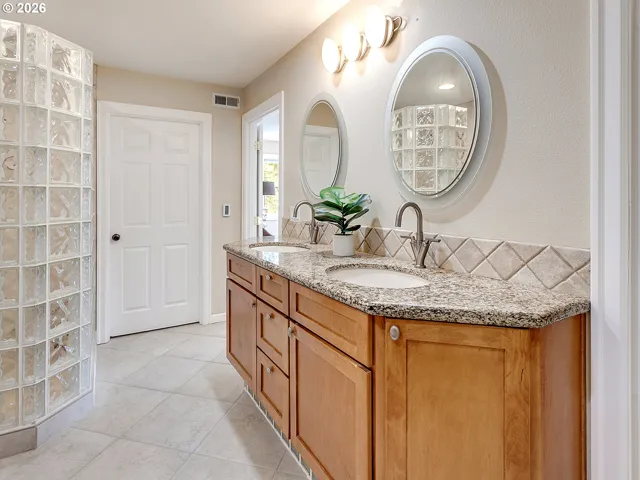 Primary Bedroom-Attached Bathroom