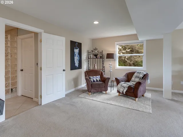 Primary Bedroom-Lower