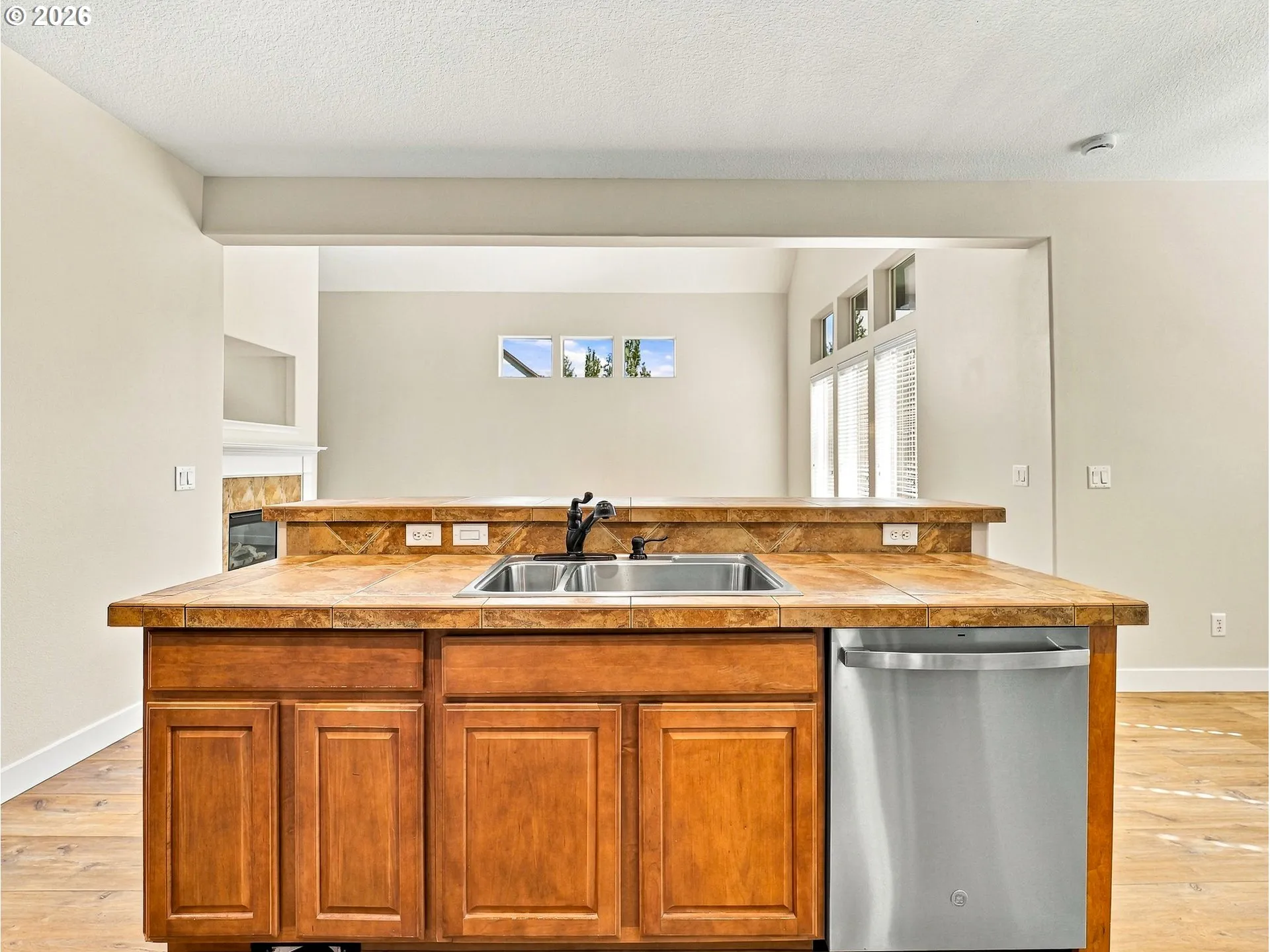 Kitchen-Island