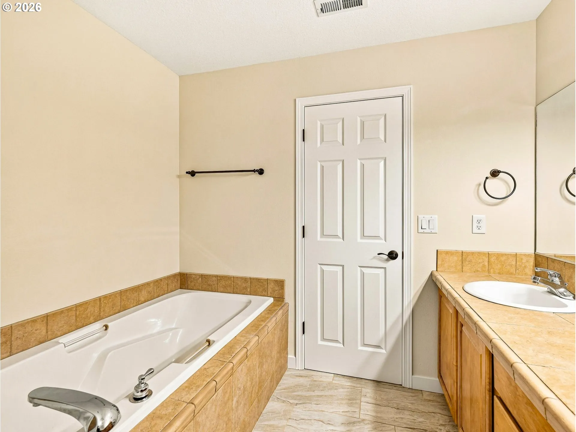 Bathroom-Garden Tub