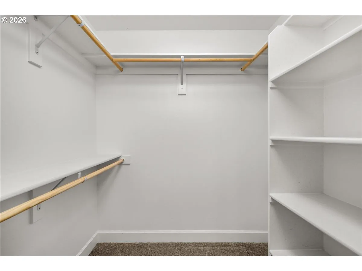 Bedroom, Primary-Walk-In Closet