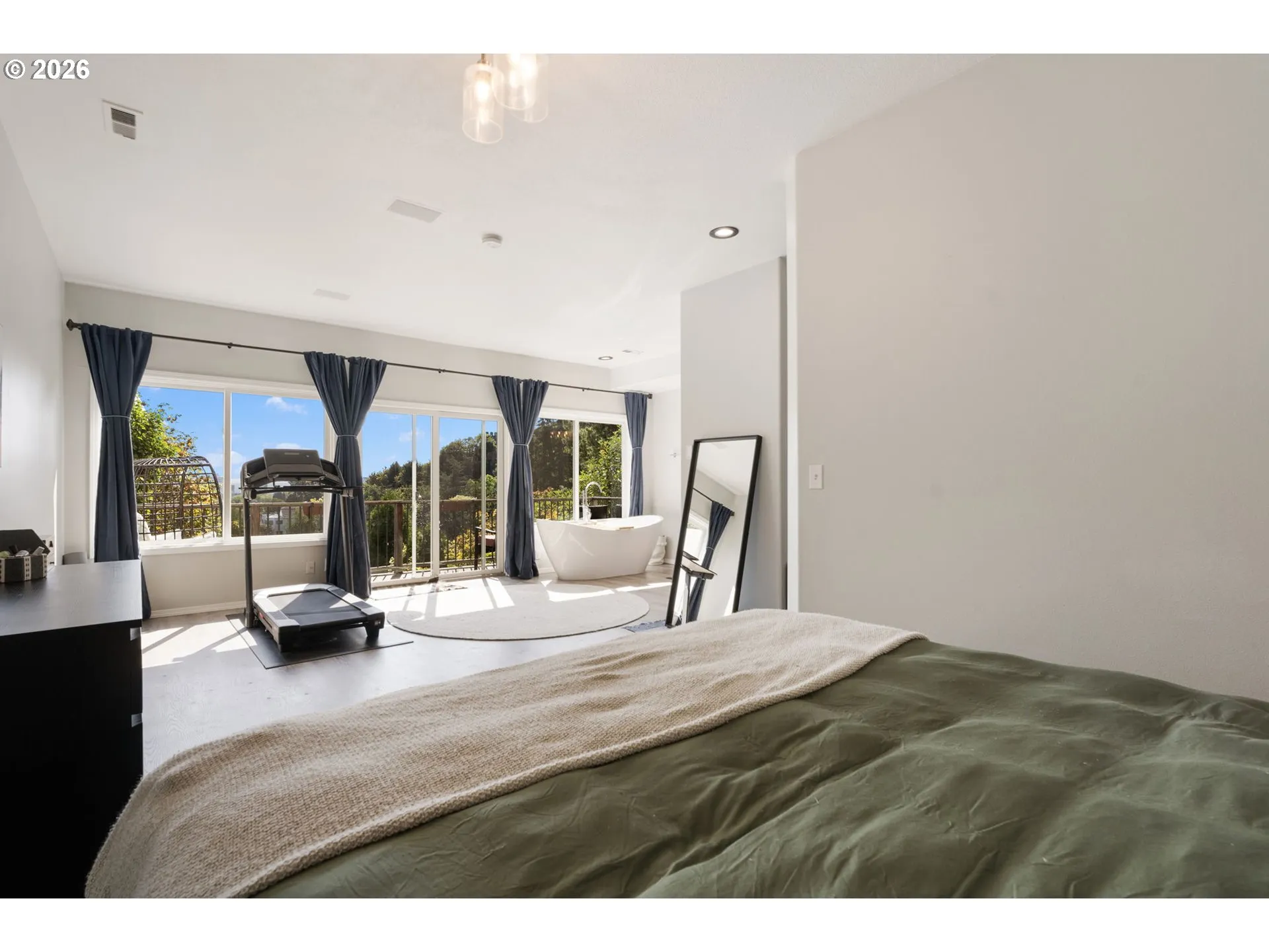 Bedroom, Primary-Lower