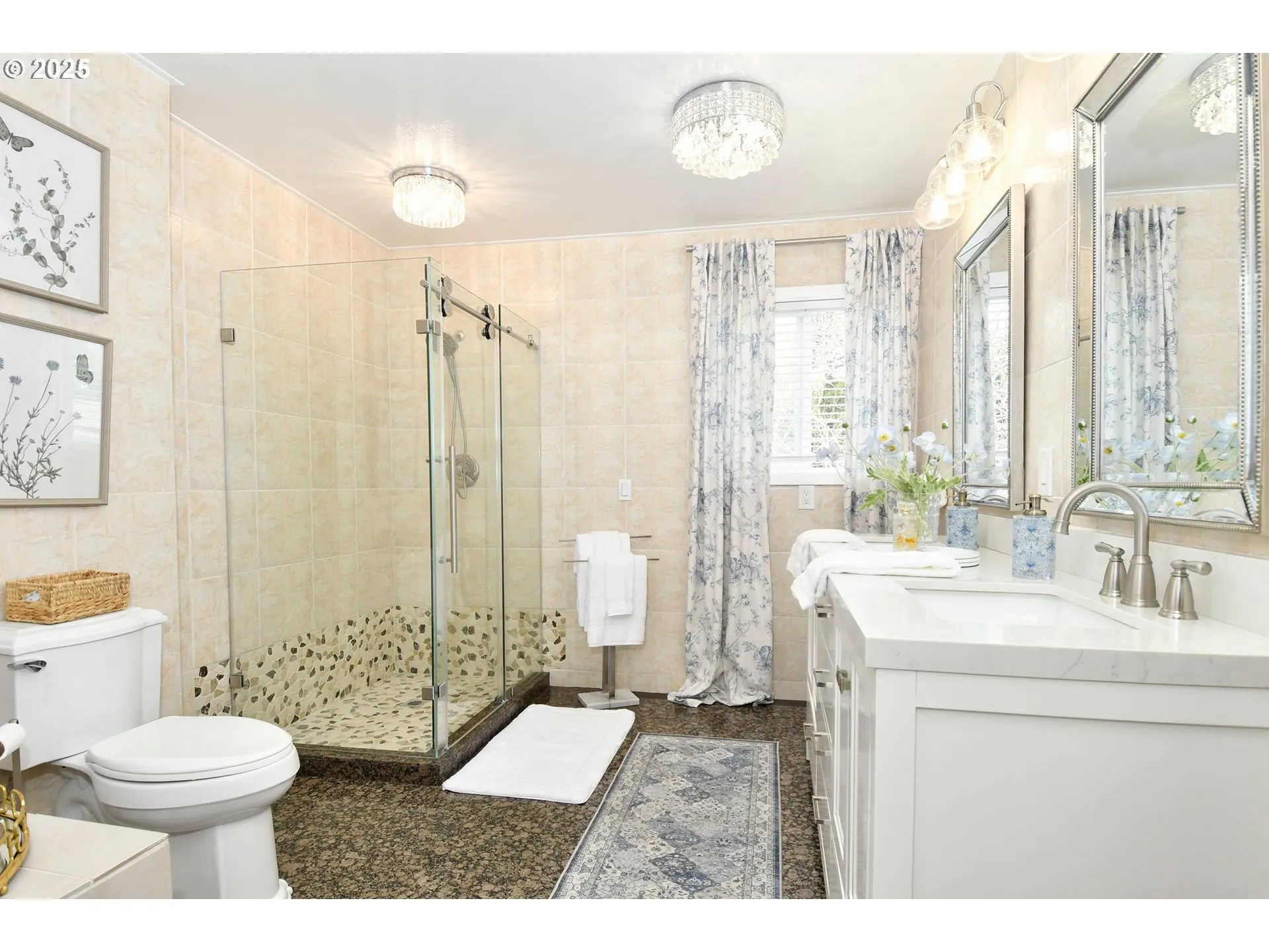 Bathroom-Upper