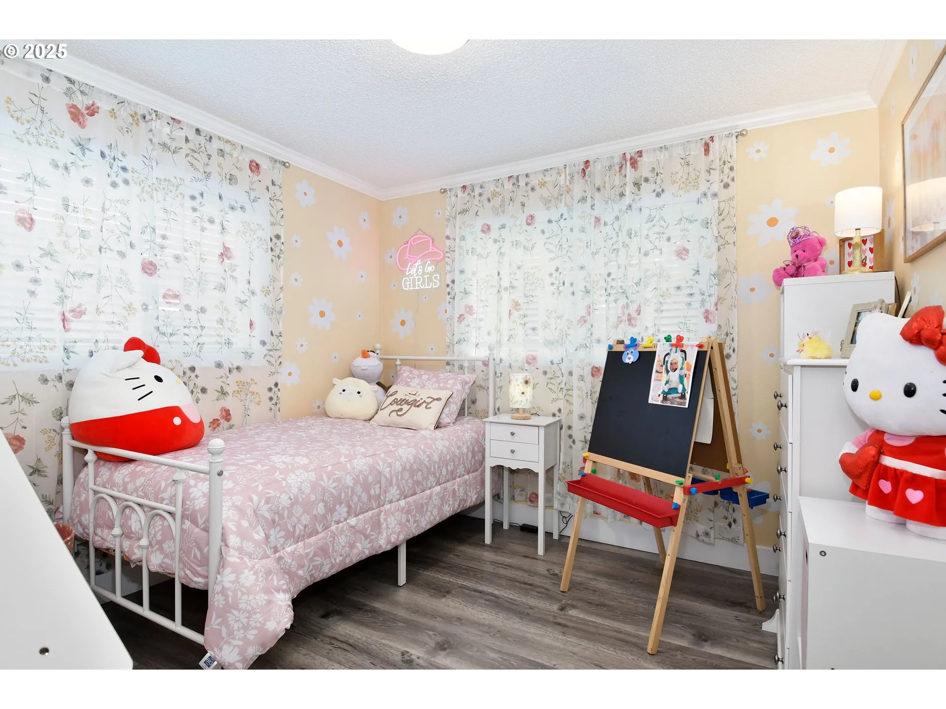 Bedroom-Lower