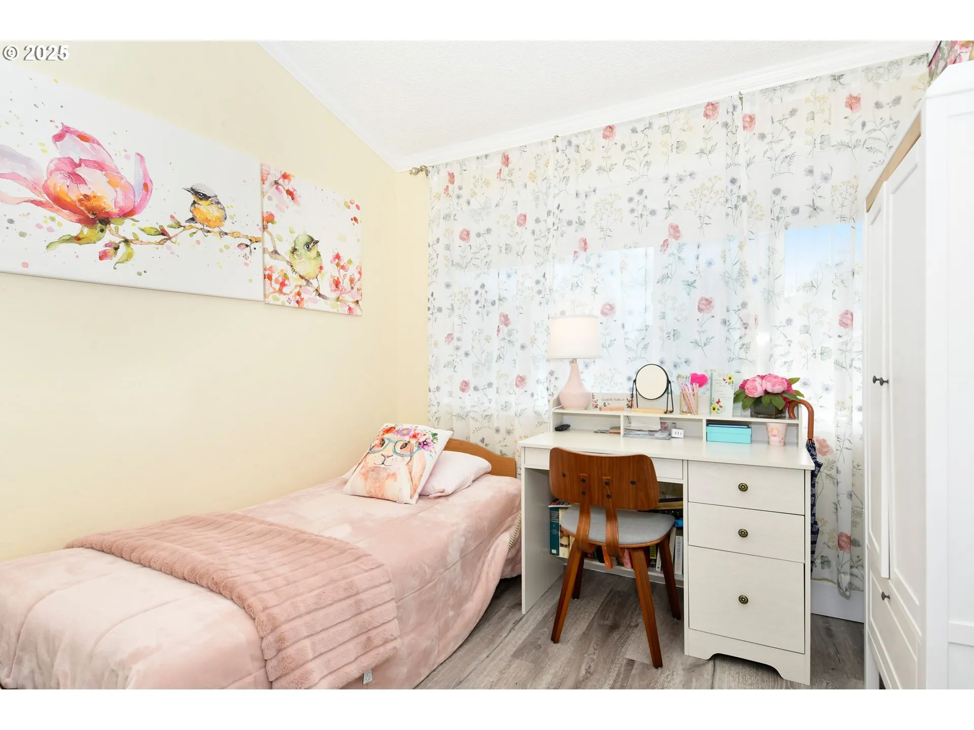 Bedroom-Main