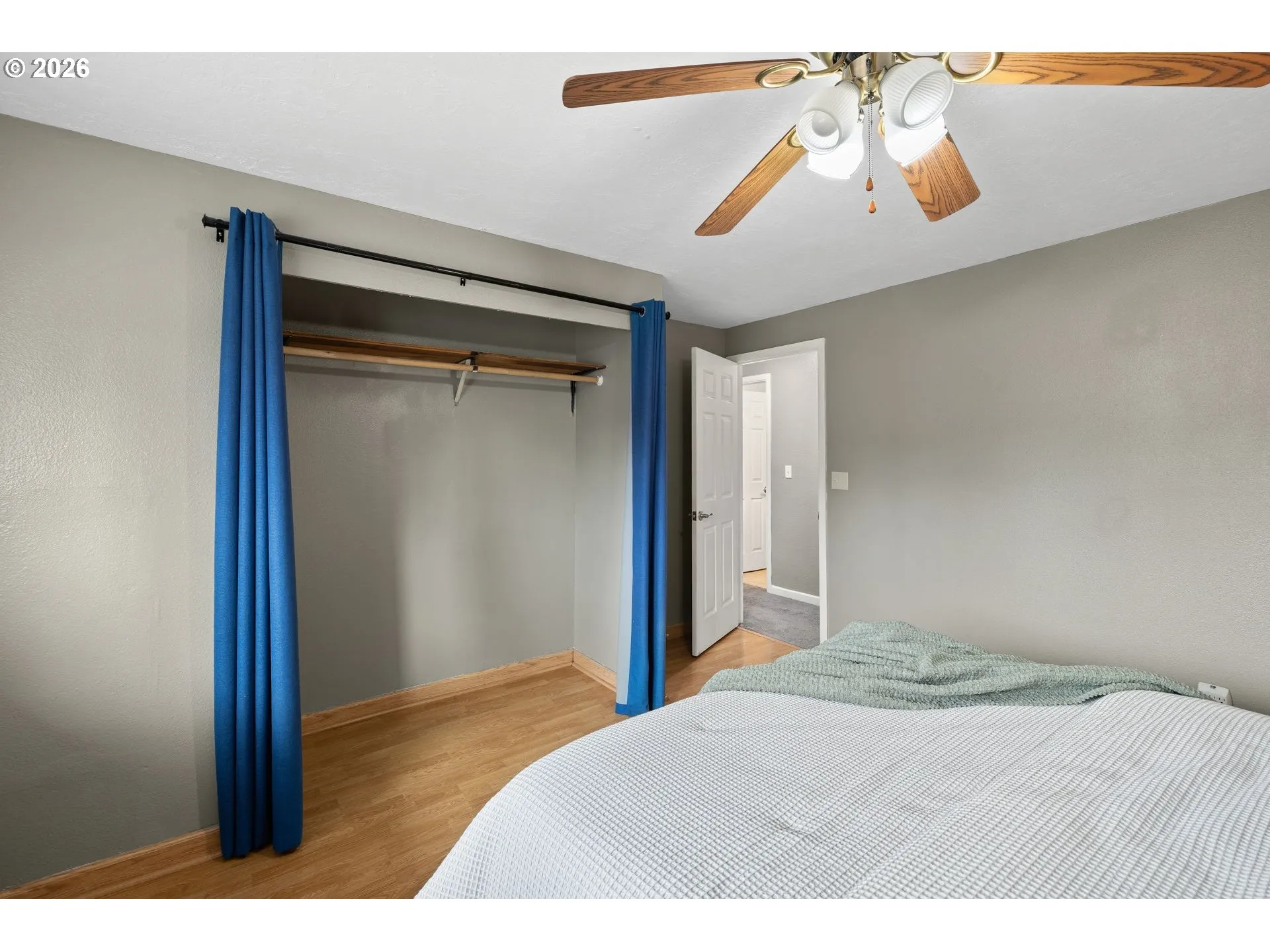 Bedroom, Primary