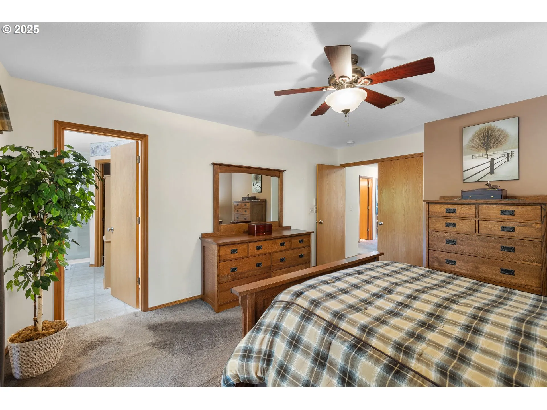 Primary Bedroom-Attached Bathroom