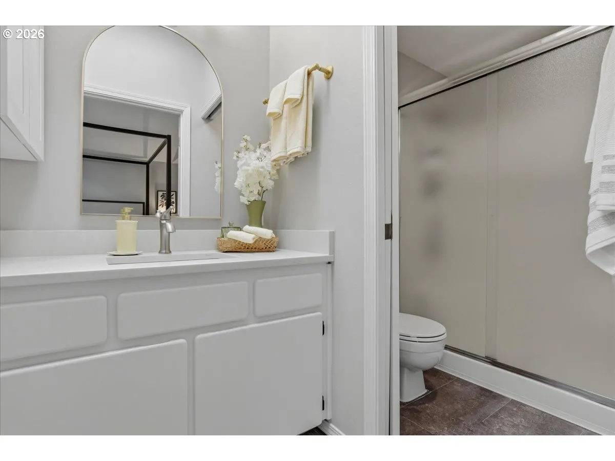 Owner's Suite Bathroom