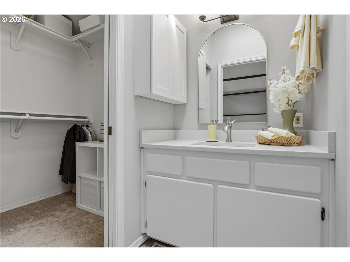 Owner's Suite Bathroom