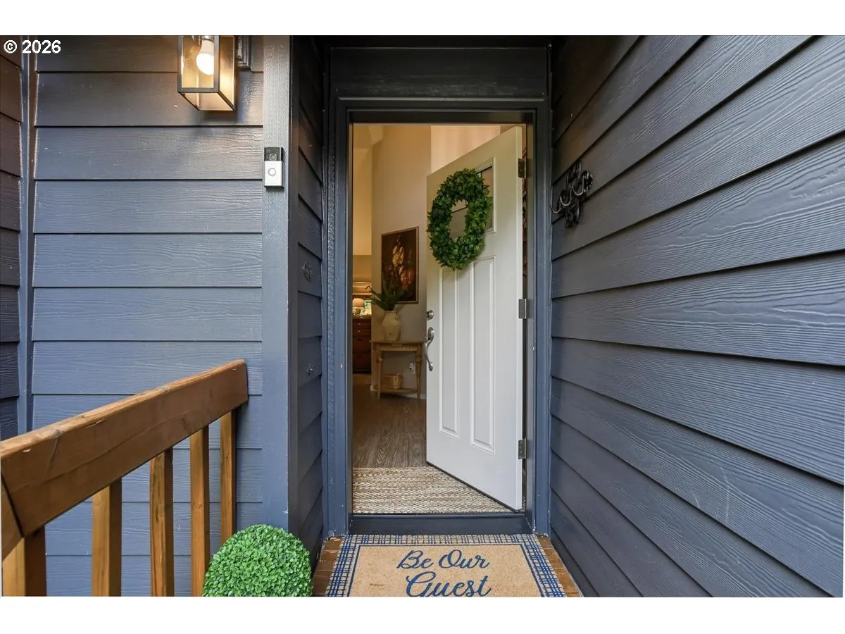 Entrance/Foyer