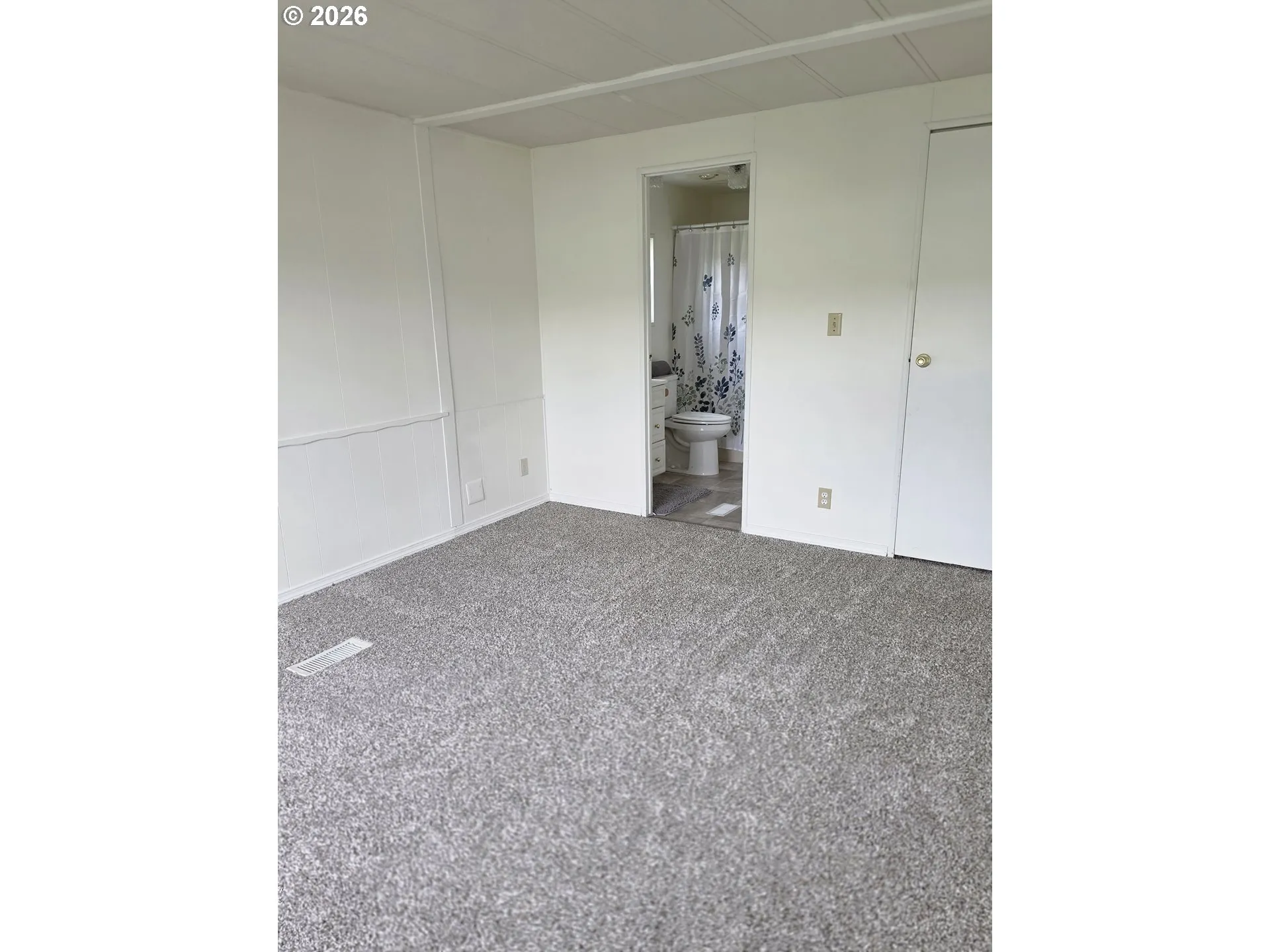 Primary Bedroom-Attached Bathroom