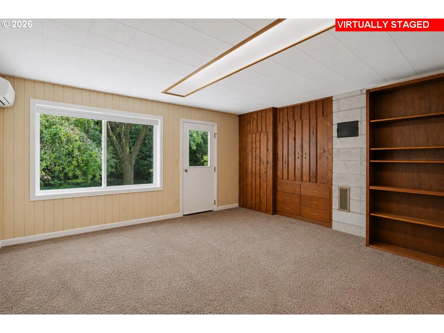 Bedroom-Lower
