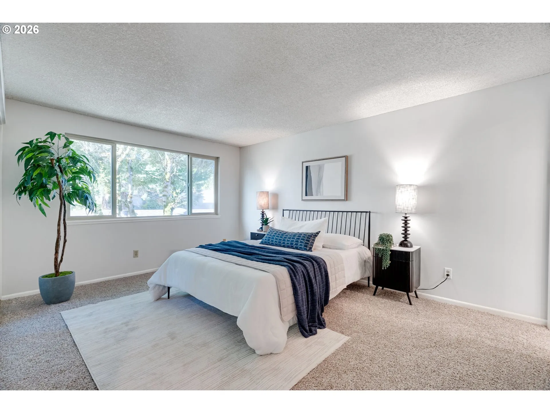 Bedroom, Primary