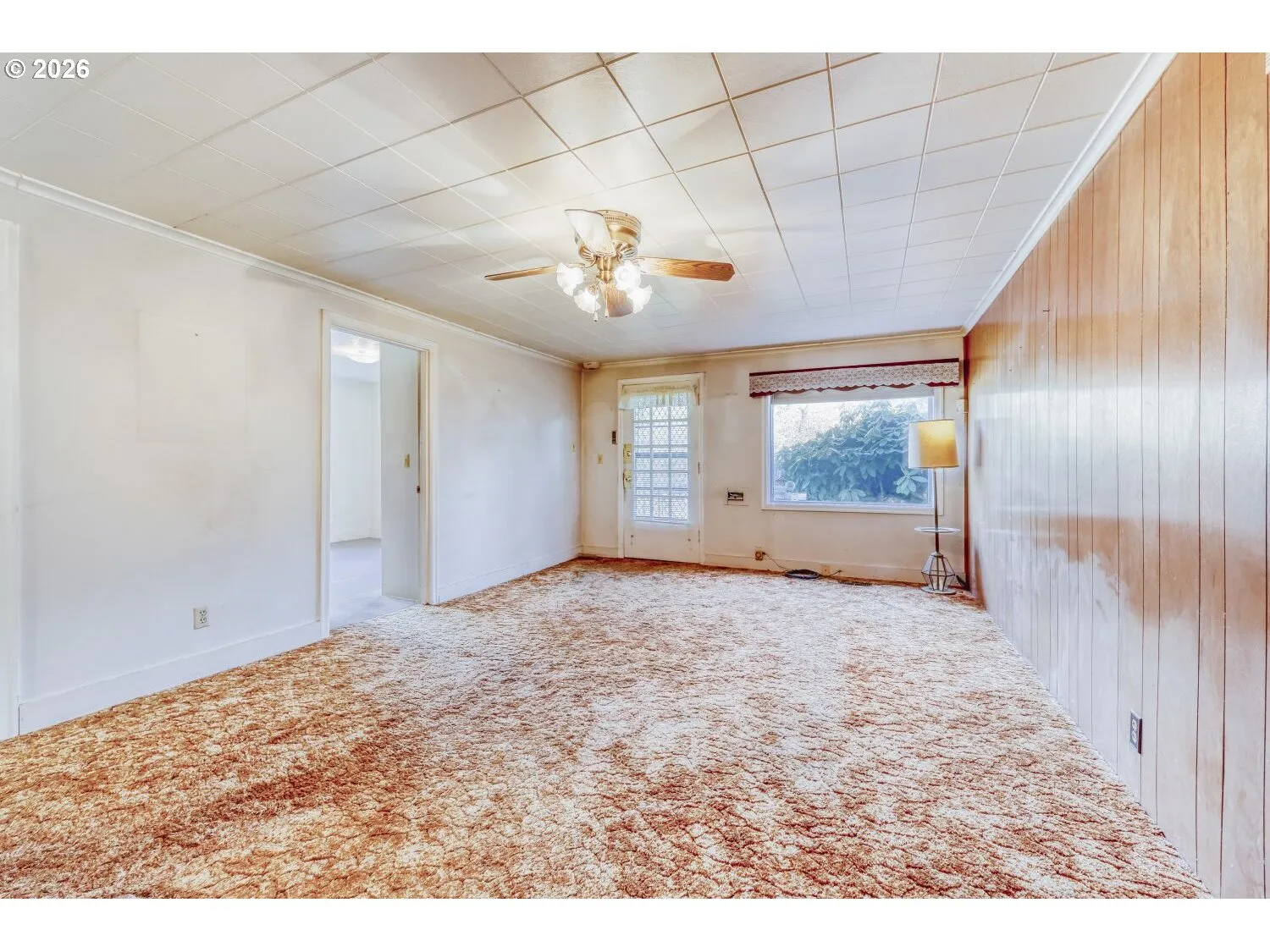 Living Room-Ceiling Fan