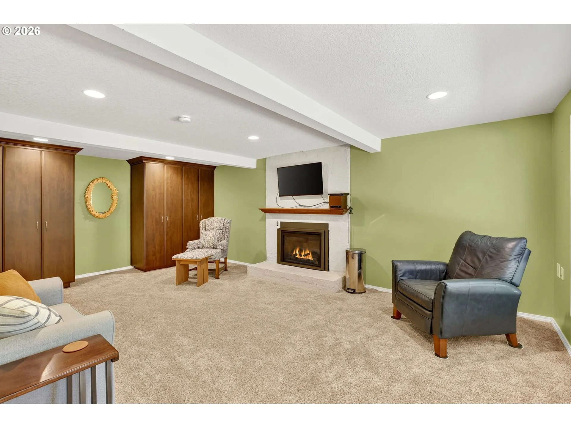 Living Room-Built-In Shelving
