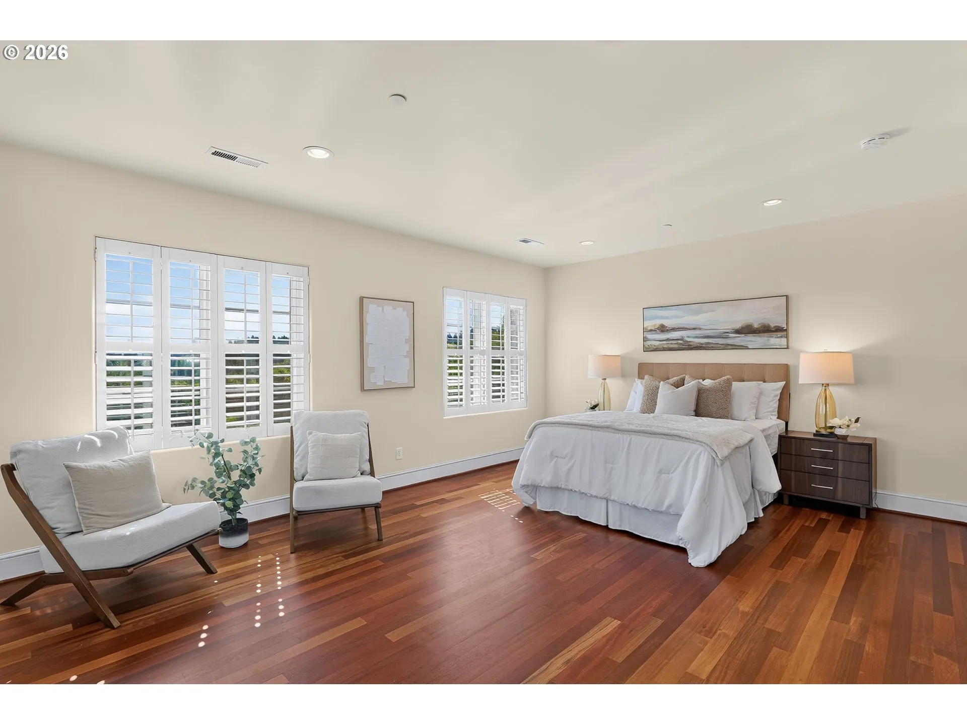 Bedroom, Primary