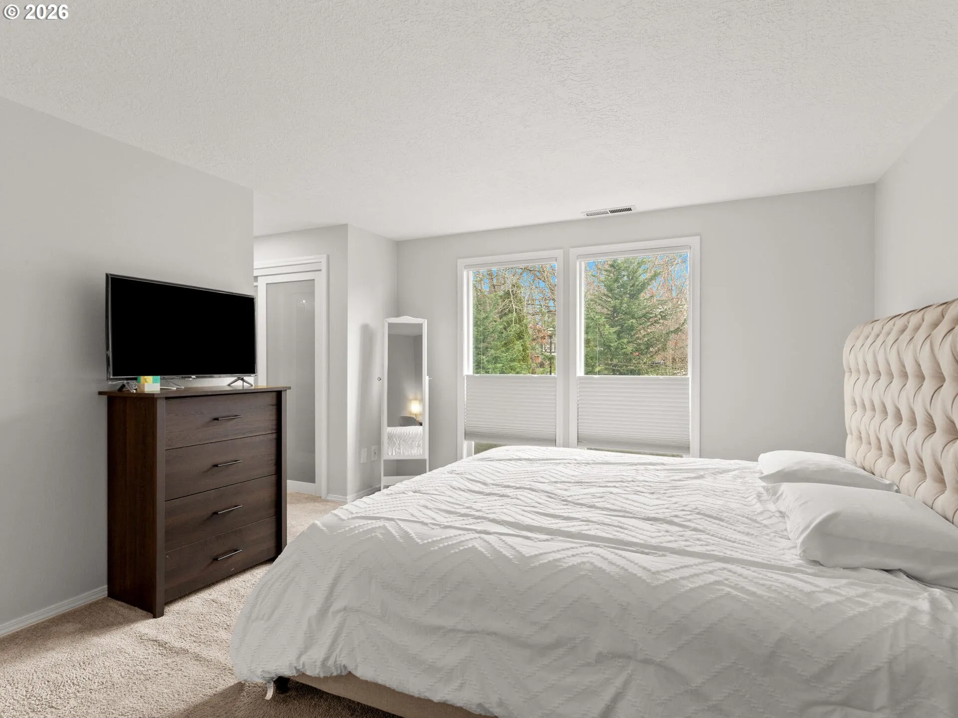 Primary Bedroom-Upper