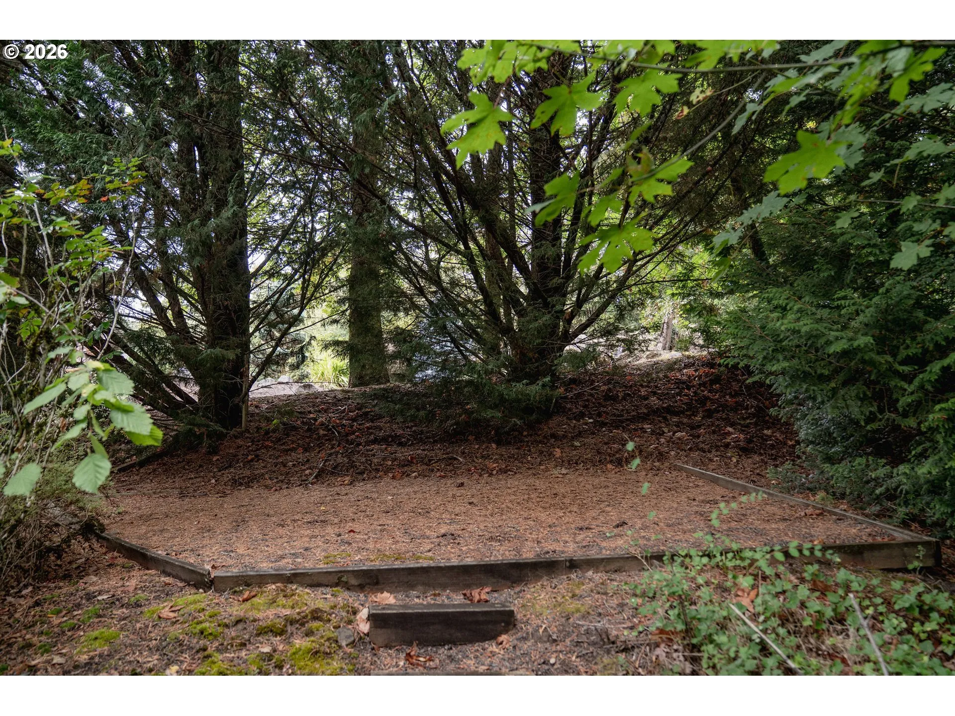 Yard-Back