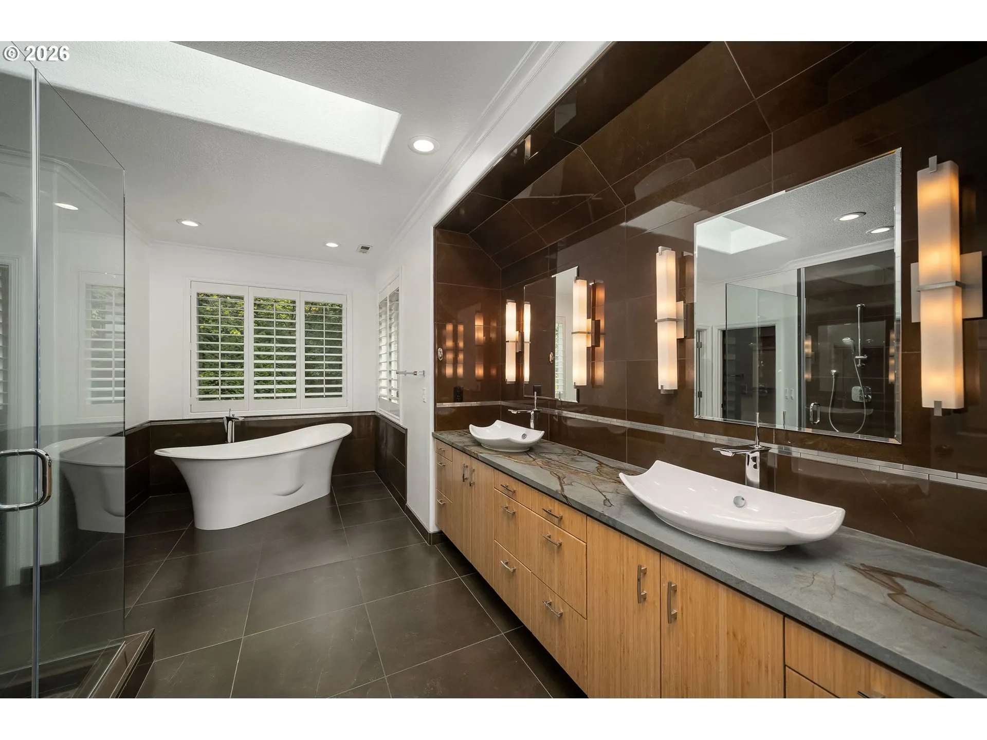 Owner's Suite Bathroom-Full Bathroom