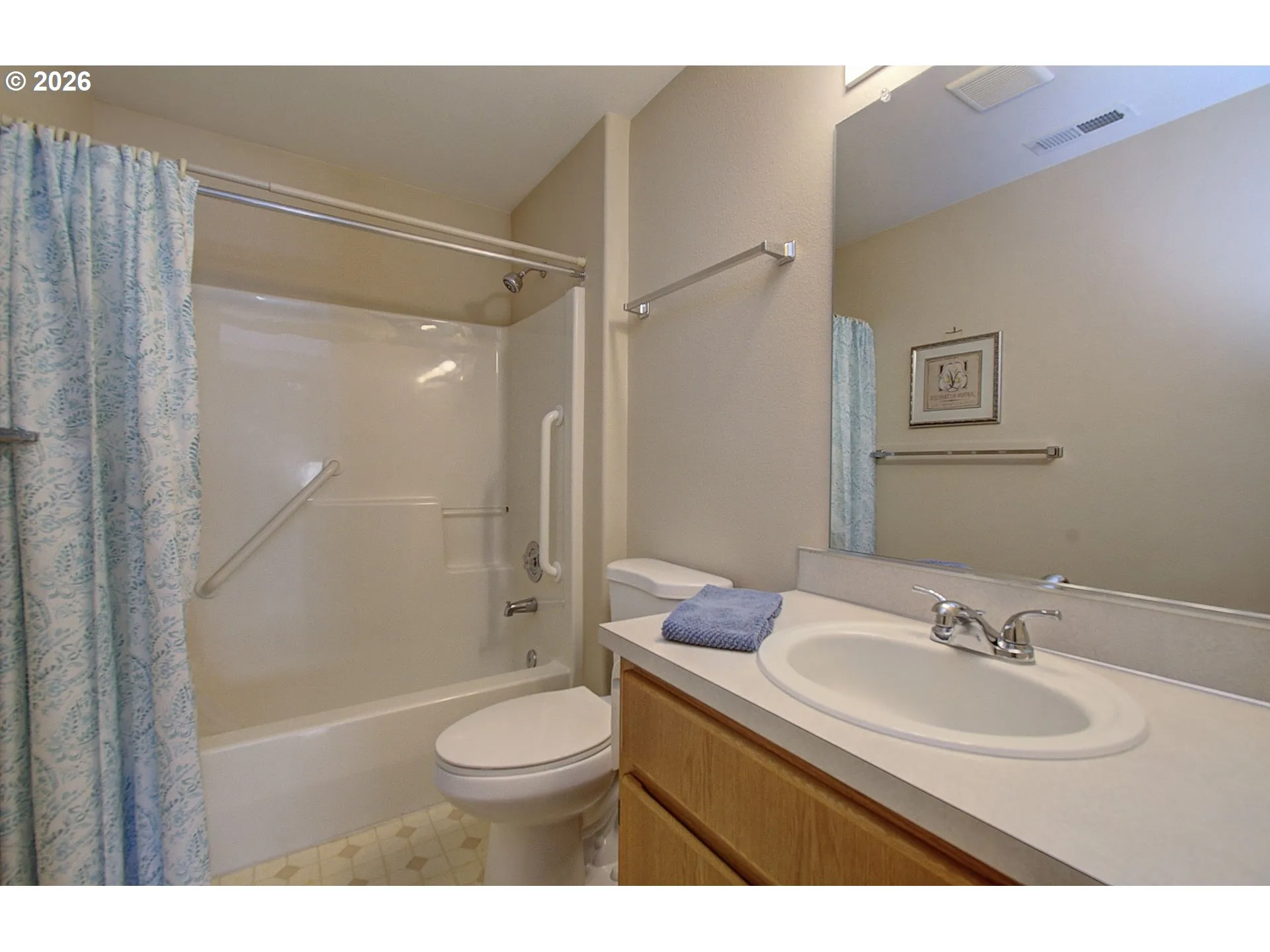 Bathroom-Hall