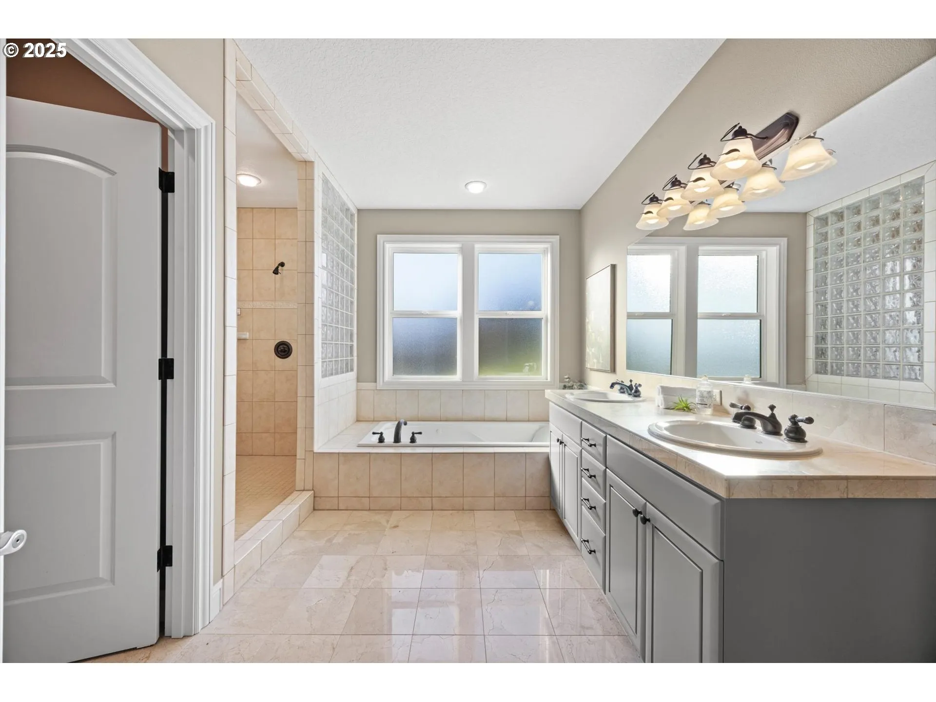 Primary Bedroom-Attached Bathroom