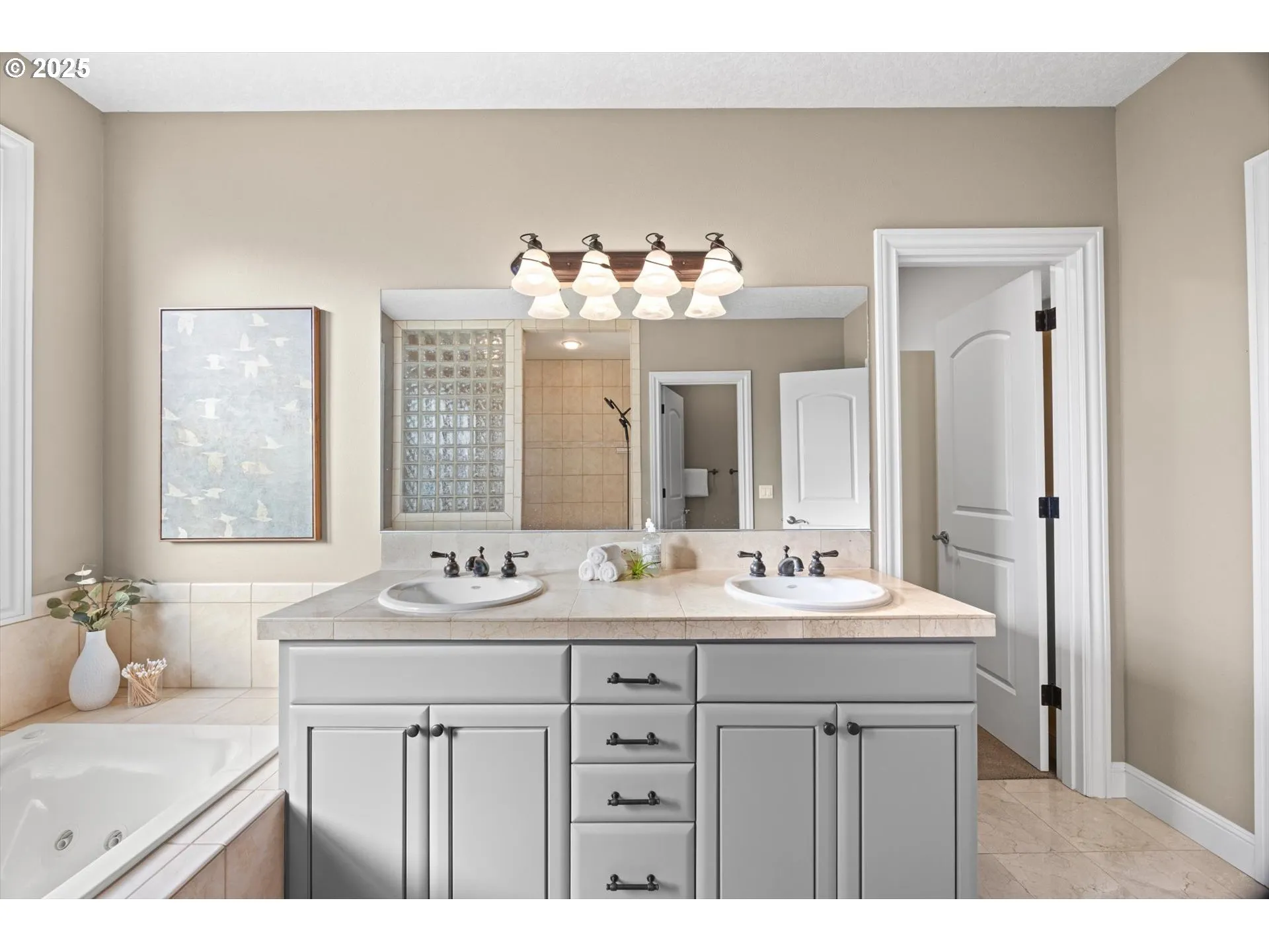 Primary Bedroom-Attached Bathroom