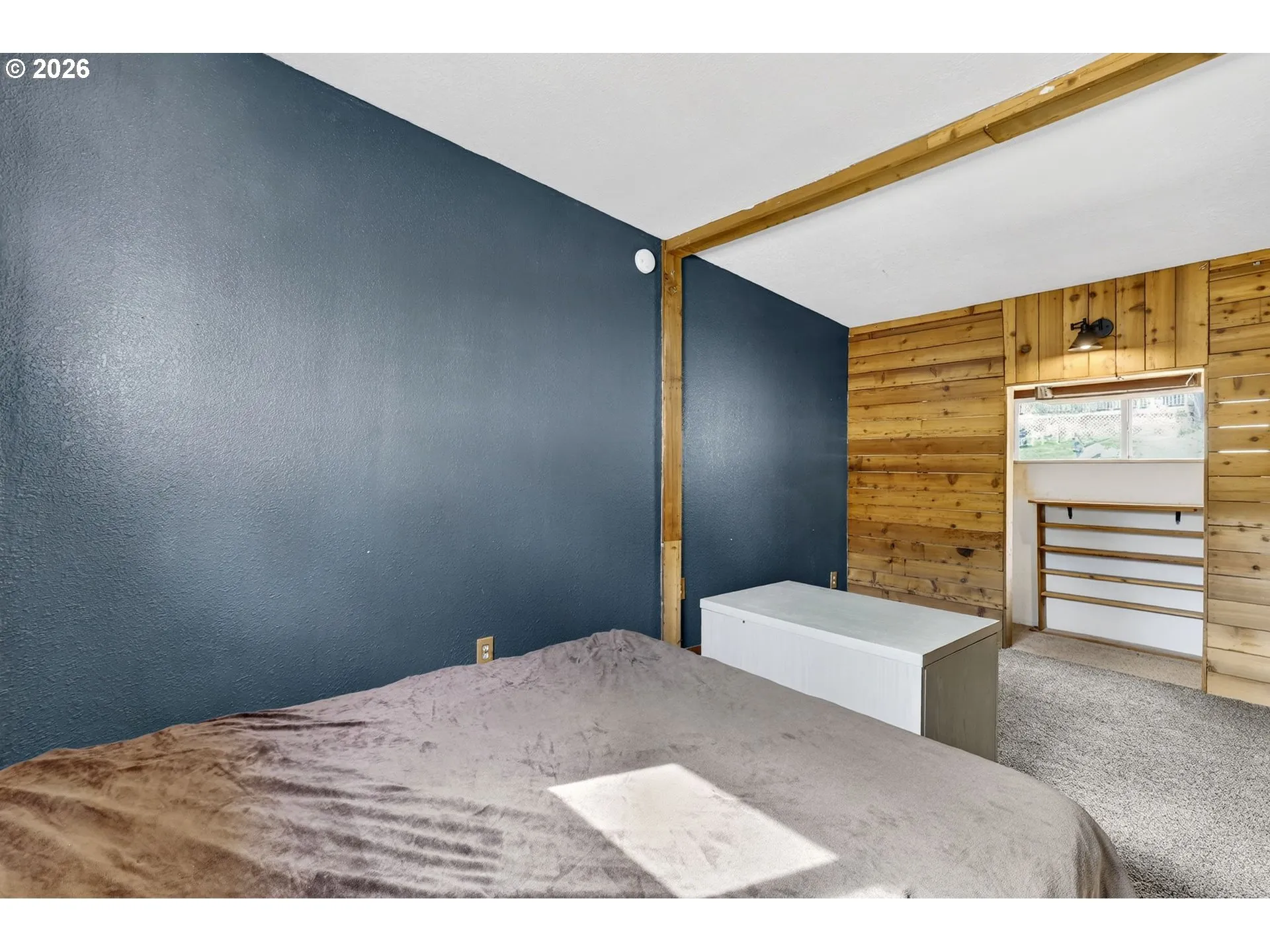 Bedroom, Primary
