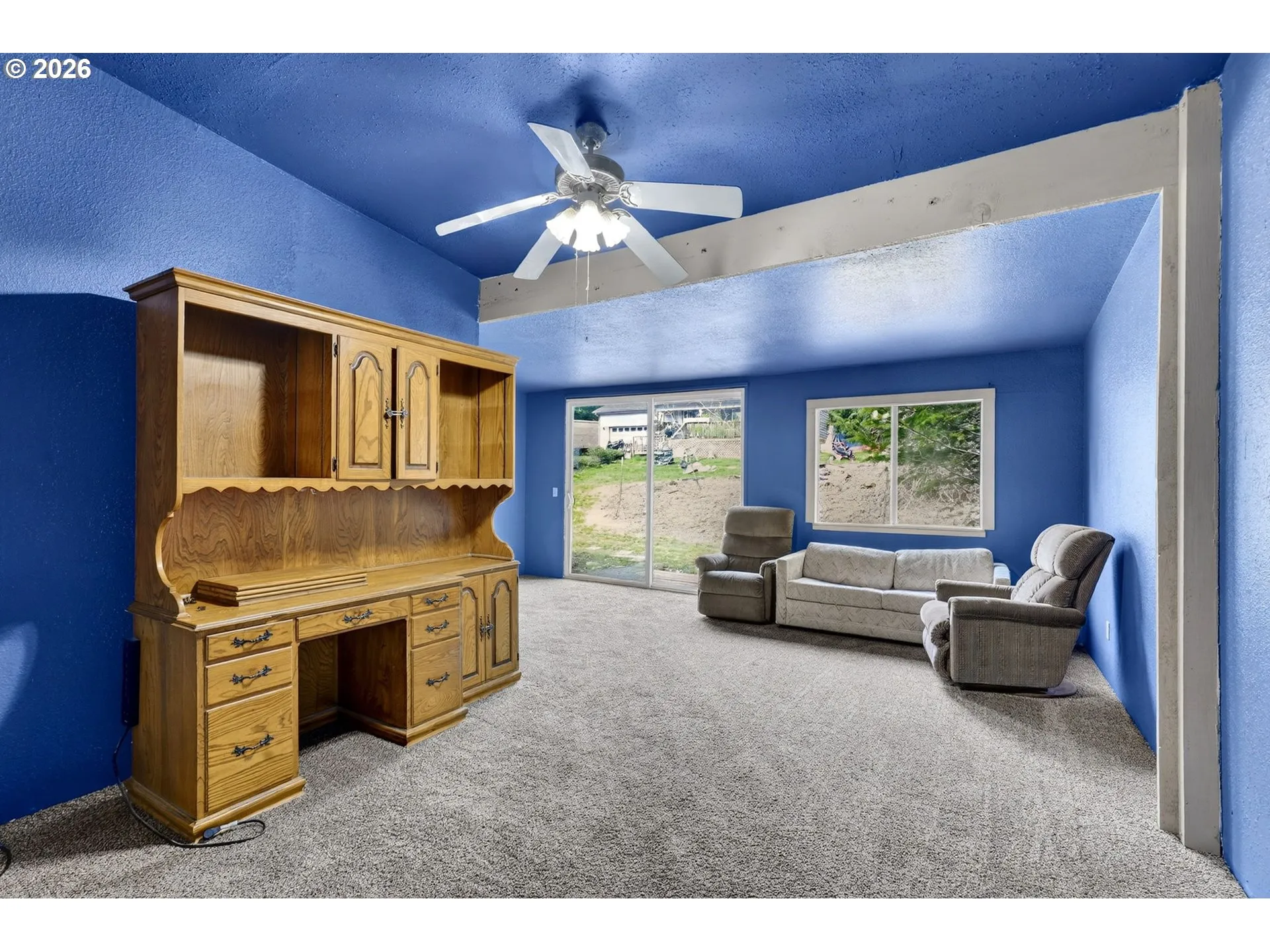Living Room-Ceiling Fan