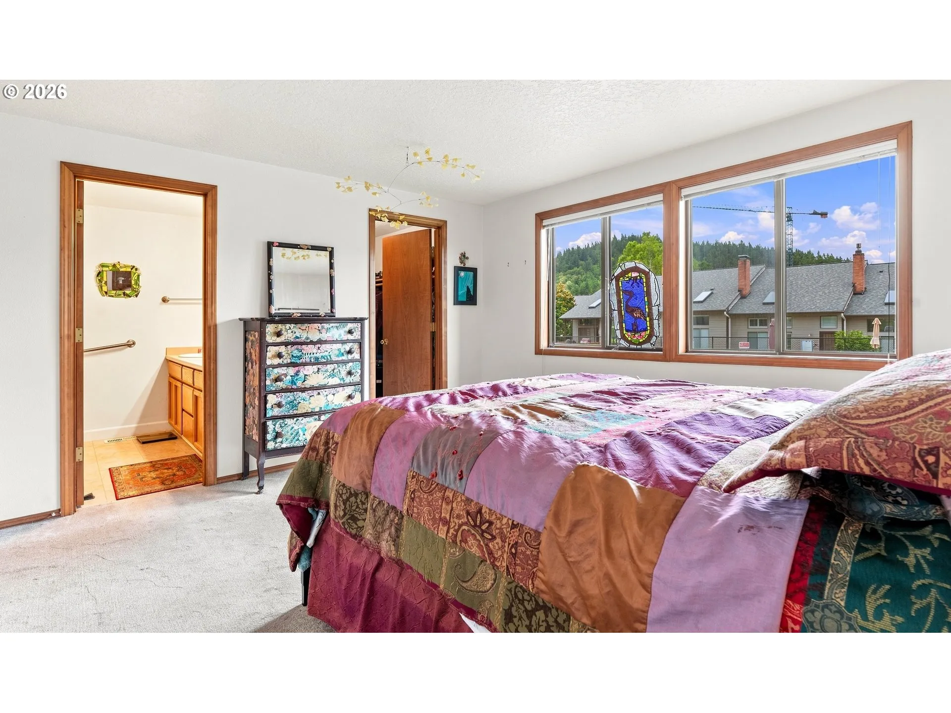 Bedroom, Primary