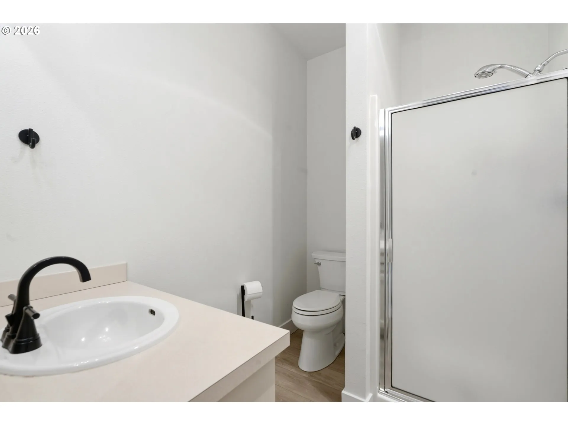 Bathroom-Walk in Shower
